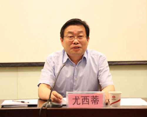 新班子上任一個(gè)月，看他們都忙了些啥？