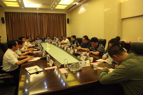 西安市經(jīng)開區(qū)公安分局湯天政委一行蒞臨建設(shè)集團(tuán)對(duì)接交流工作