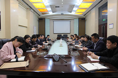 機關(guān)第一黨支部召開黨員大會學(xué)習(xí)傳達(dá)干部大會精神