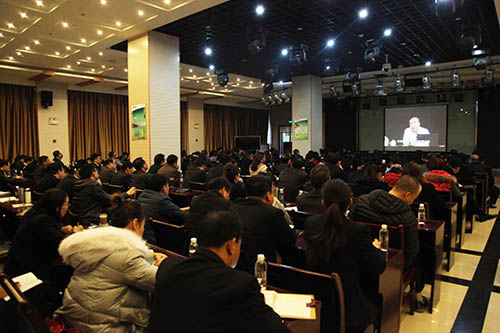 建設(shè)集團(tuán)開展《合同法》、《勞動(dòng)合同法》專題培訓(xùn)