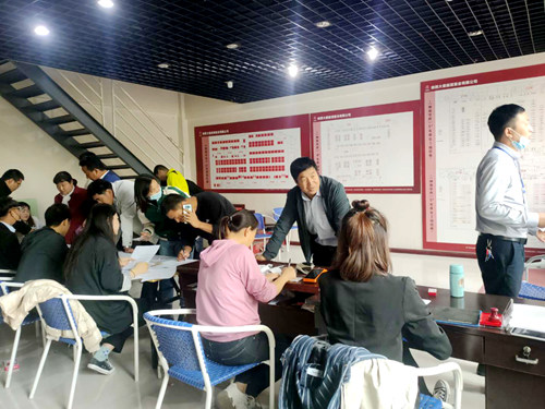 陜煤建設(shè)公司:神南華府項目地下儲物間開售首日告捷