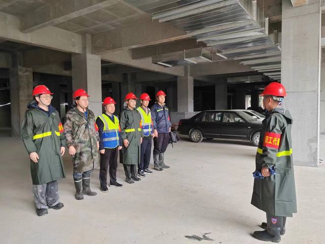 砥礪奮進(jìn)，青春建功