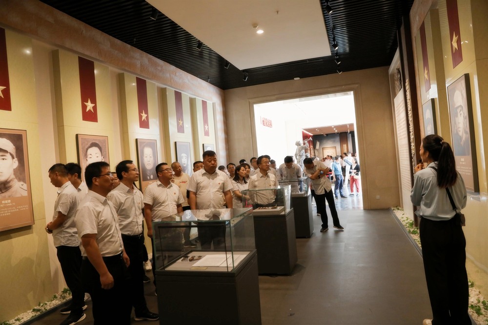 陜煤建設(shè)路橋分公司：“青” 力而為，“工” 不可沒(méi)