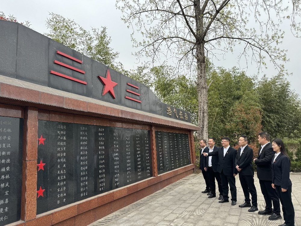 銘記抗戰(zhàn)精神 淬煉建設鐵軍