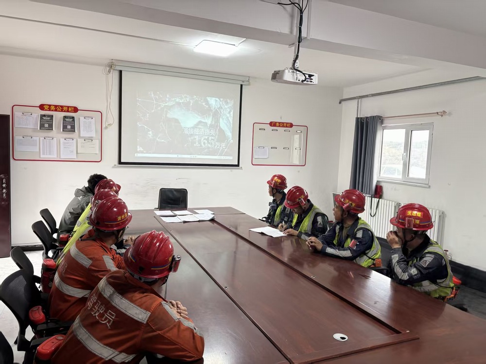 陜煤建設(shè)洗選煤運(yùn)營公司第五項(xiàng)目部： 打出“組合拳” 把穩(wěn)“安全舵”